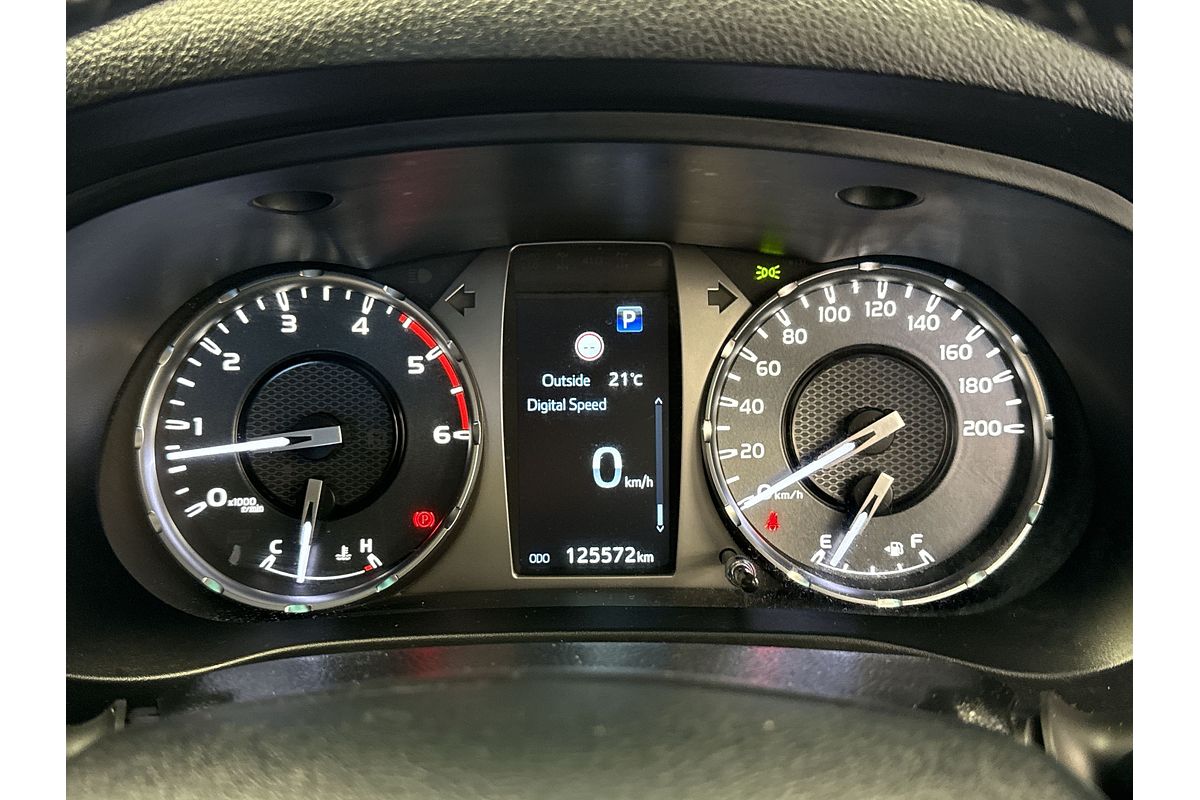 2021 Toyota Hilux SR5 GUN126R 4X4