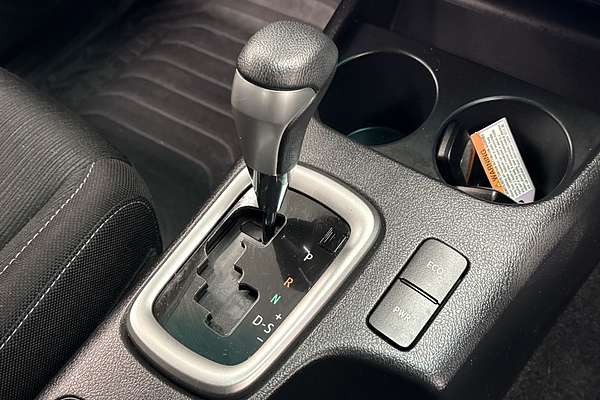 2021 Toyota Hilux SR5 GUN126R 4X4