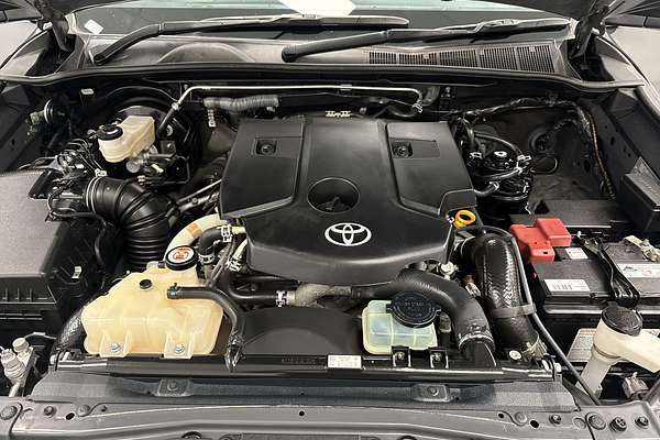 2021 Toyota Hilux SR5 GUN126R 4X4