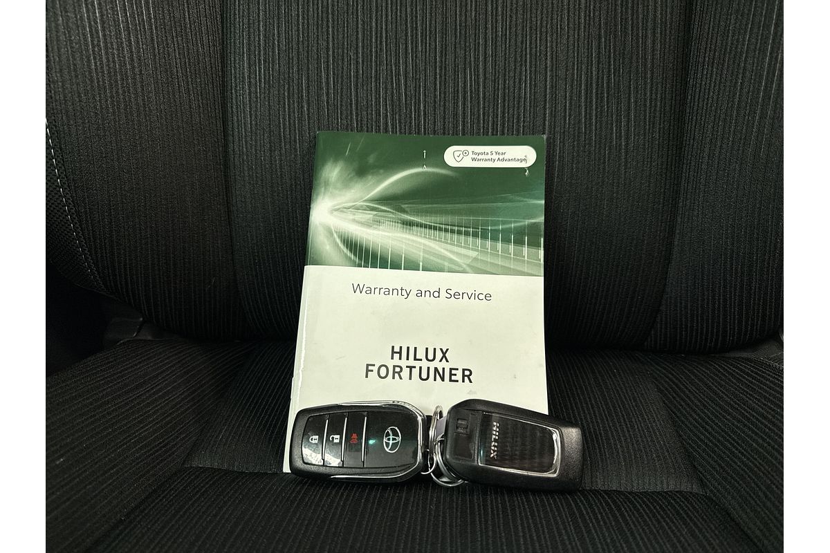 2021 Toyota Hilux SR5 GUN126R 4X4