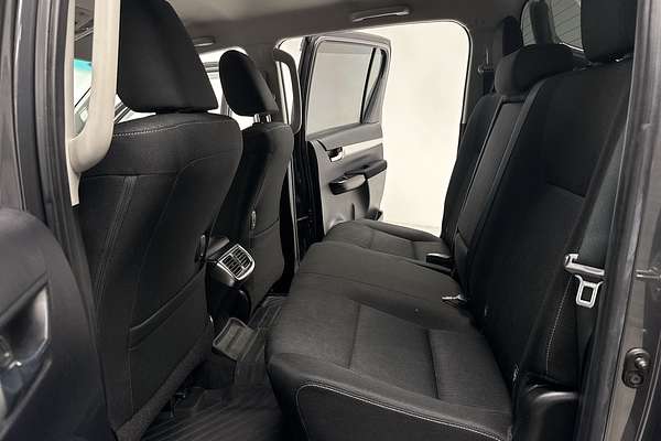 2021 Toyota Hilux SR5 GUN126R 4X4