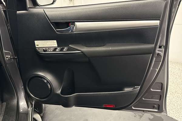 2021 Toyota Hilux SR5 GUN126R 4X4