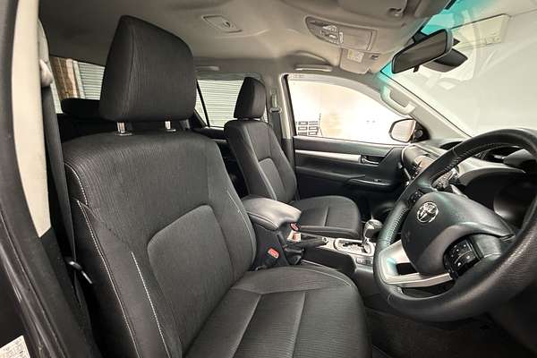 2021 Toyota Hilux SR5 GUN126R 4X4