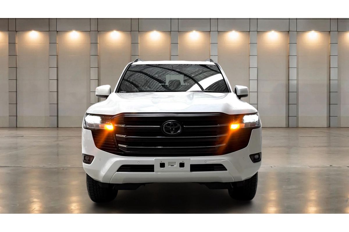 2024 Toyota Landcruiser GXL FJA300R