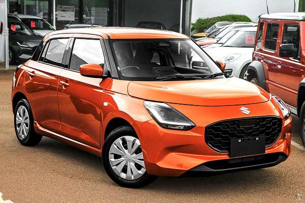 2025 Suzuki Swift Hybrid UZ