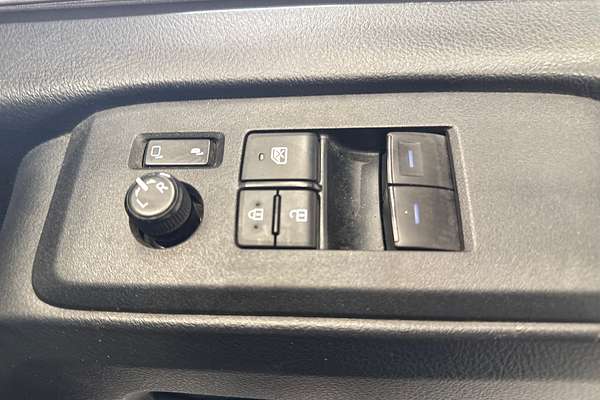 2021 Toyota Hiace Commuter GDH322R ELWB High Roof