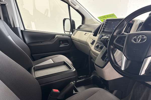 2021 Toyota Hiace Commuter GDH322R ELWB High Roof