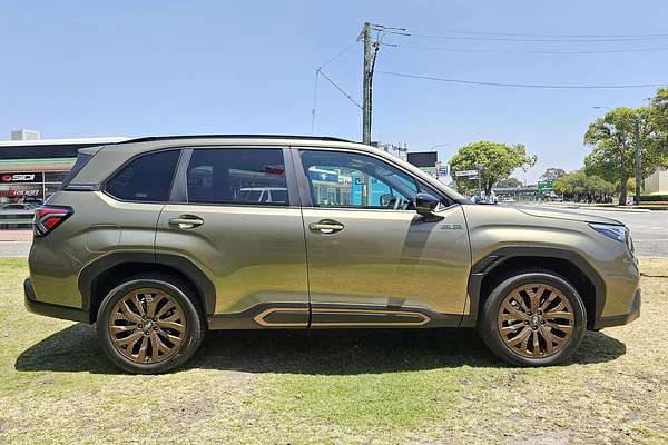 2025 Subaru Forester Hybrid Sport S6