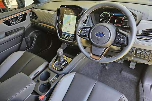 2025 Subaru Forester Hybrid Sport S6