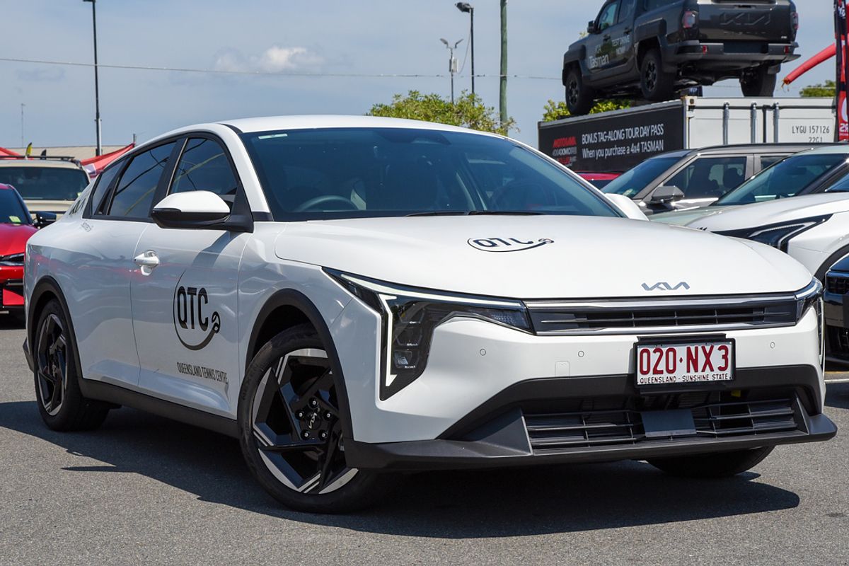 2024 Kia K4 Sport+ CL4m