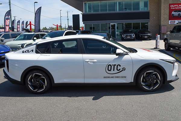 2024 Kia K4 Sport+ CL4m thumb-4