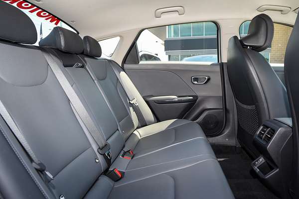 2024 Kia K4 Sport+ CL4m thumb-8