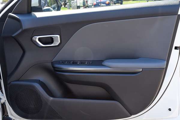 2024 Kia K4 Sport+ CL4m thumb-15