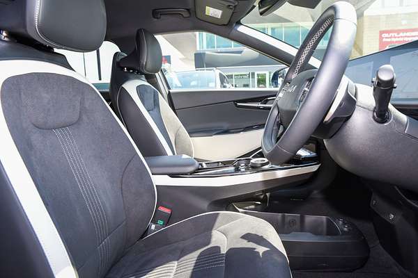 2024 Kia EV6 GT-Line CV thumb-9