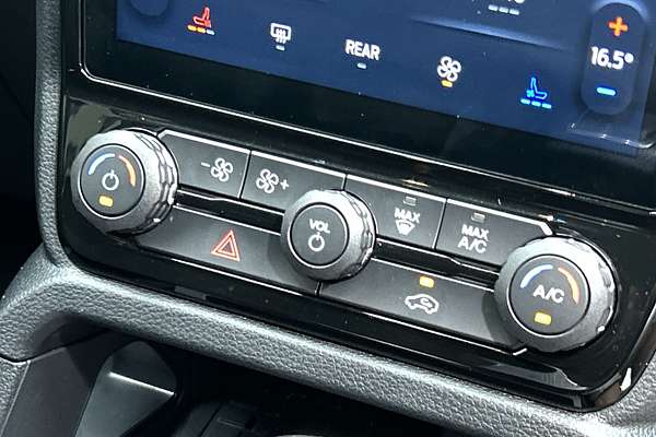 2025 Ford Everest Sport 2.0L thumb-16