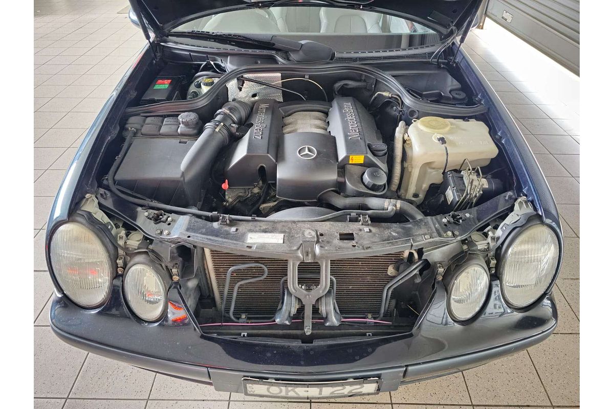 CLK320 ELEGANCE 3.2L V6 MULTI POINT F/INJ 5 SP AUTOMATIC 2D CABRIOLET 