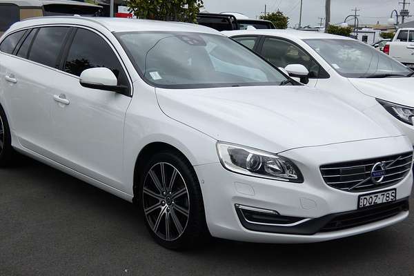 2017 Volvo V60 T5 Luxury
