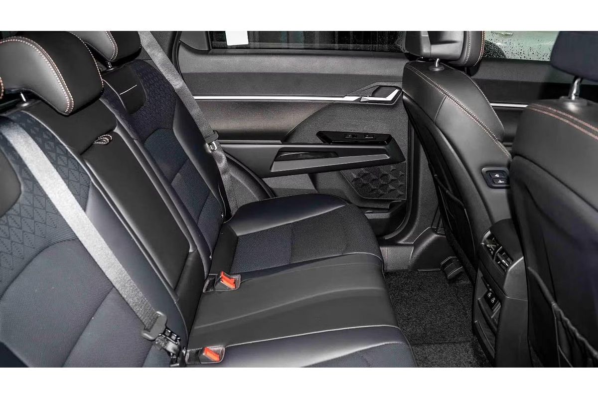 2024 KGM SsangYong Torres Ultimate J116