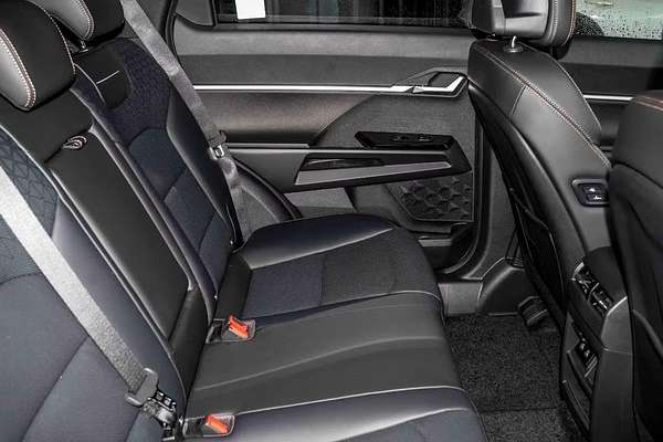 2024 KGM SsangYong Torres Ultimate J116