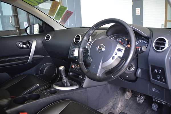 2013 Nissan Dualis Ti-L J10 Series 3