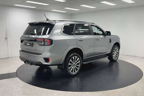 2025 Ford Everest Platinum 3.0L