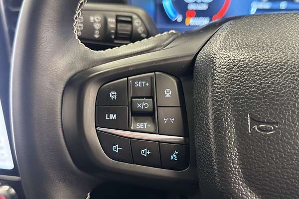 2025 Ford Everest Platinum 3.0L