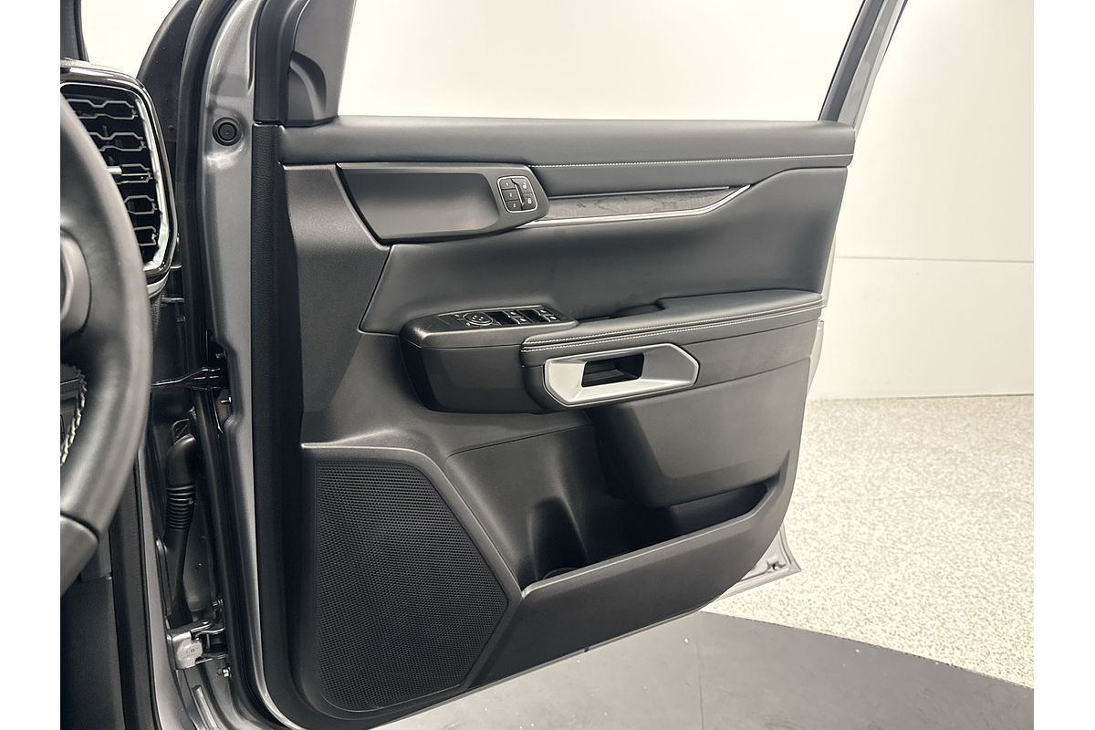 2025 Ford Everest Platinum 3.0L