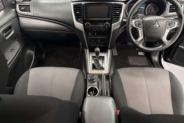 2021 Mitsubishi Triton GLX+ MR 4X4