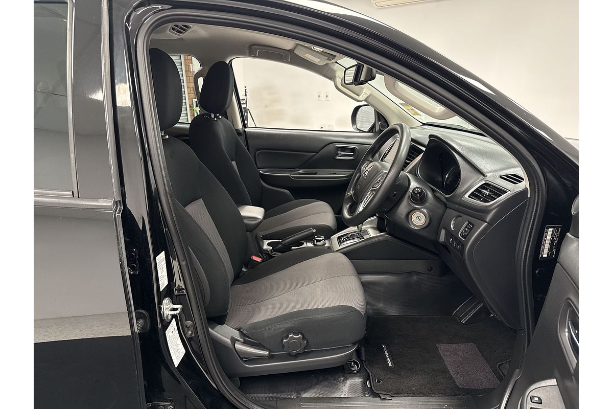 2021 Mitsubishi Triton GLX+ MR 4X4