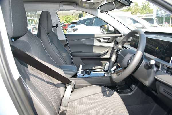 2025 Chery Tiggo 4 Hybrid Urban thumb-9