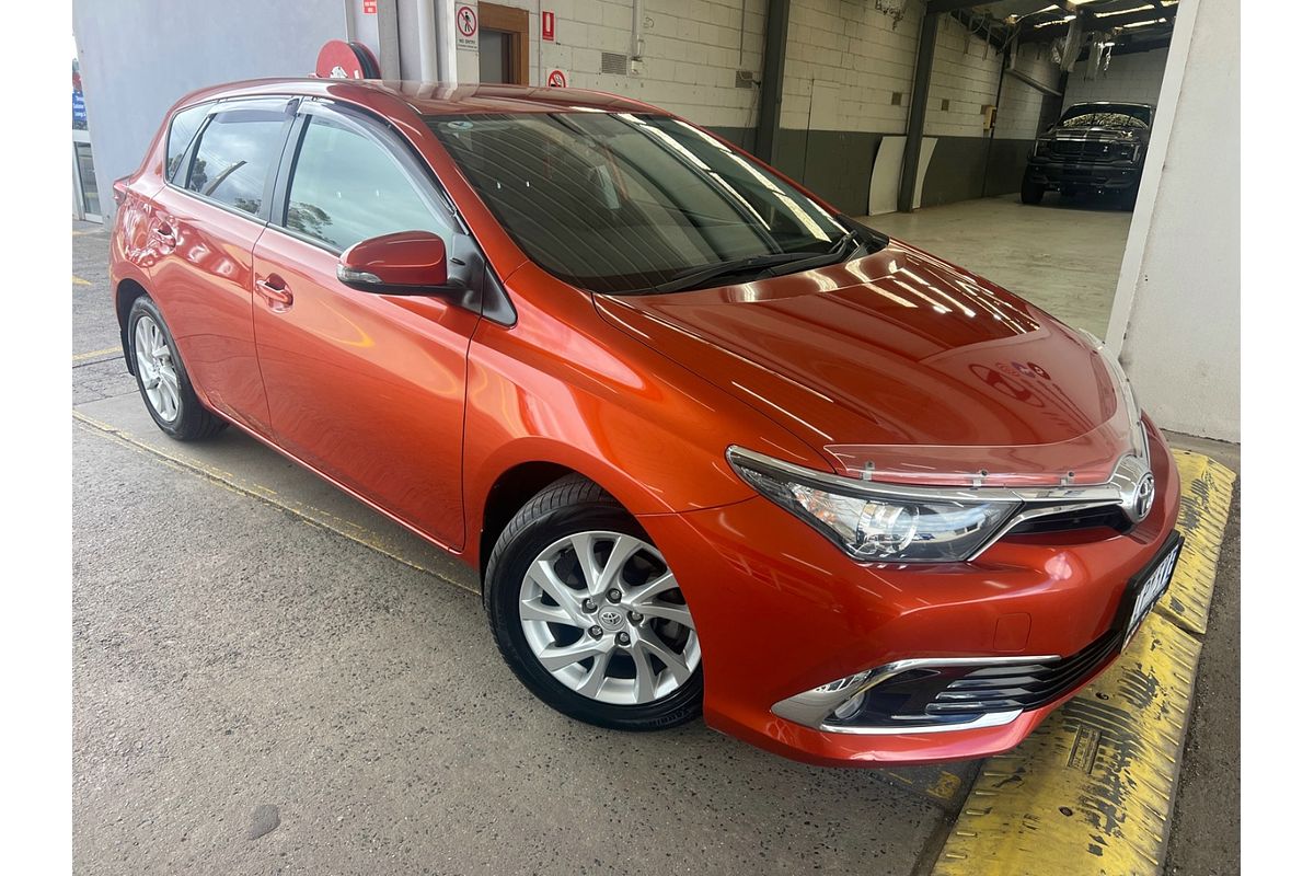 2017 Toyota Corolla Ascent Sport ZRE182R