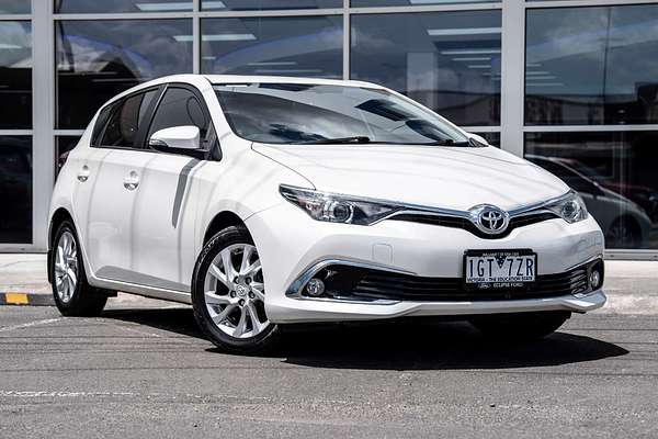 2015 Toyota Corolla Ascent Sport ZRE182R