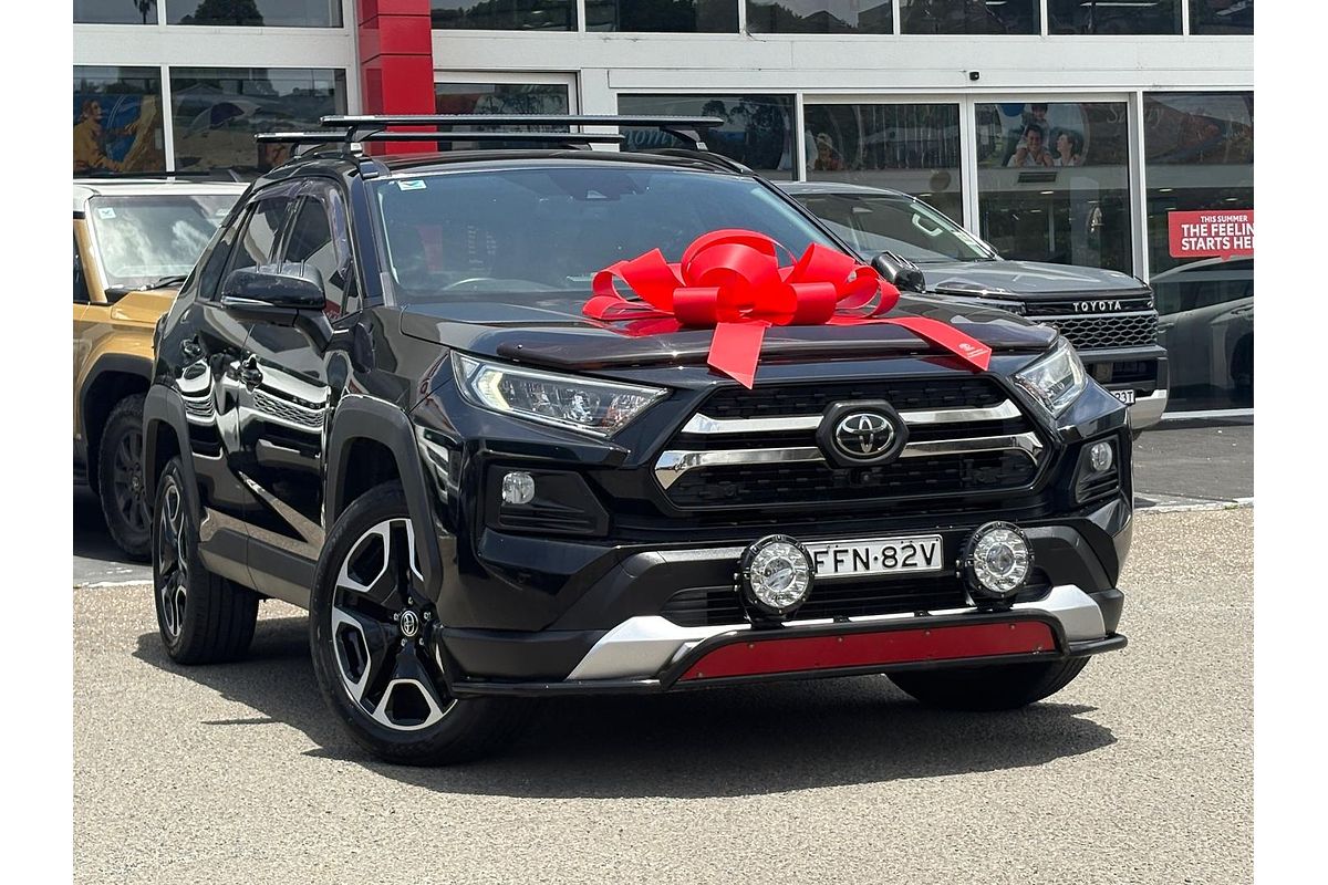 2020 Toyota RAV4 Edge AXAA54R