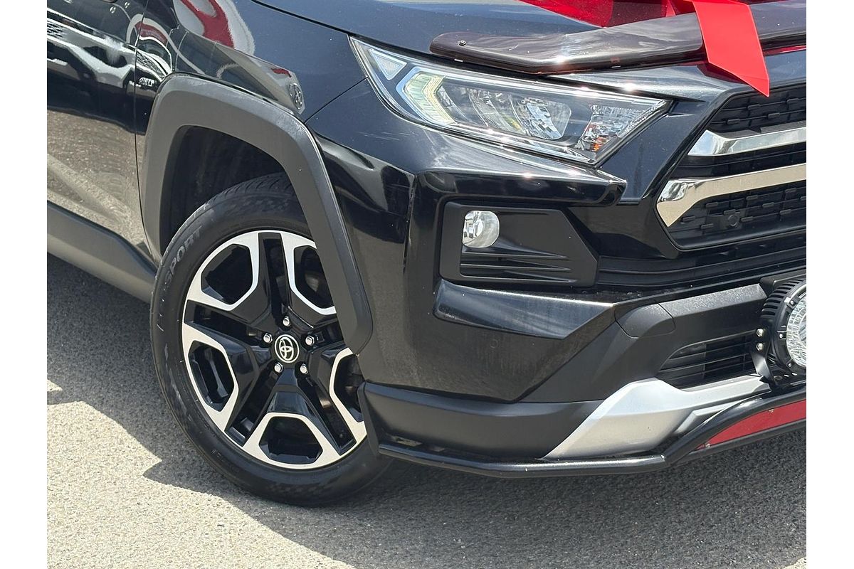 2020 Toyota RAV4 Edge AXAA54R