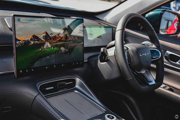 2025 Chery Tiggo 8 Super Hybrid Ultimate T31