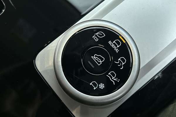 2025 Mitsubishi Outlander LS ZM thumb-16