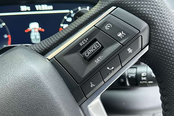 2025 Mitsubishi Outlander LS ZM thumb-17