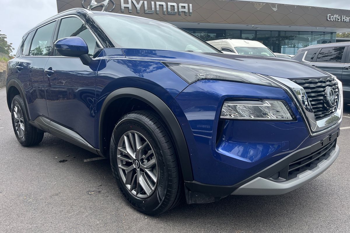 2024 Nissan X-TRAIL ST T33