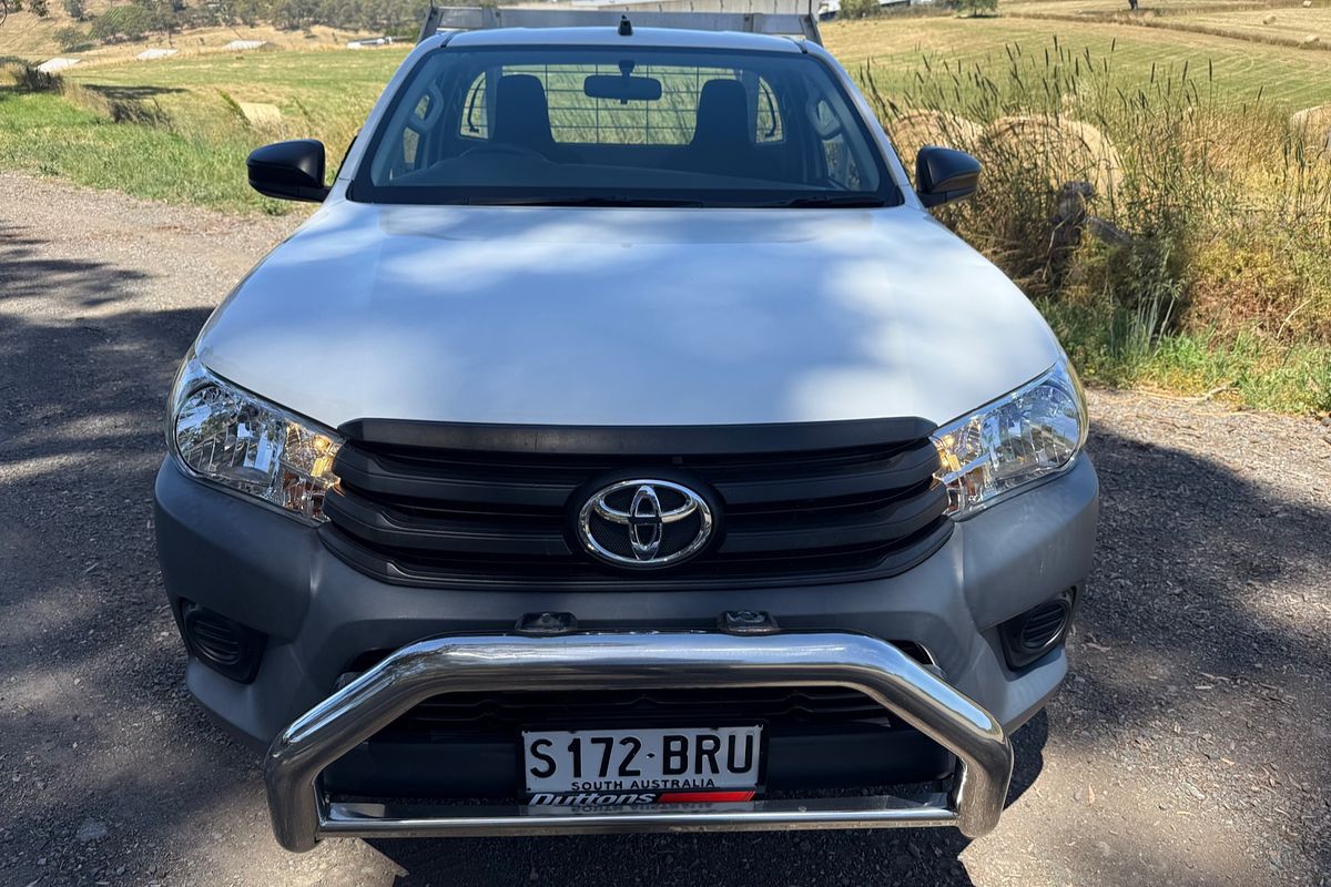 2017 Toyota Hilux Workmate TGN121R Rear Wheel Drive