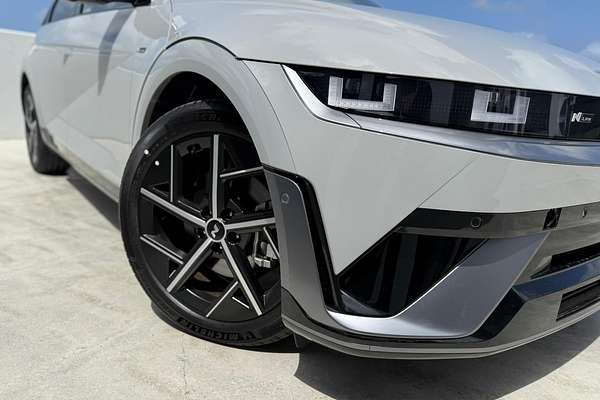 2025 Hyundai IONIQ 5 DYNAMIQ N Line NE.V5