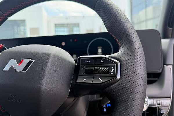 2025 Hyundai IONIQ 5 DYNAMIQ N Line NE.V5