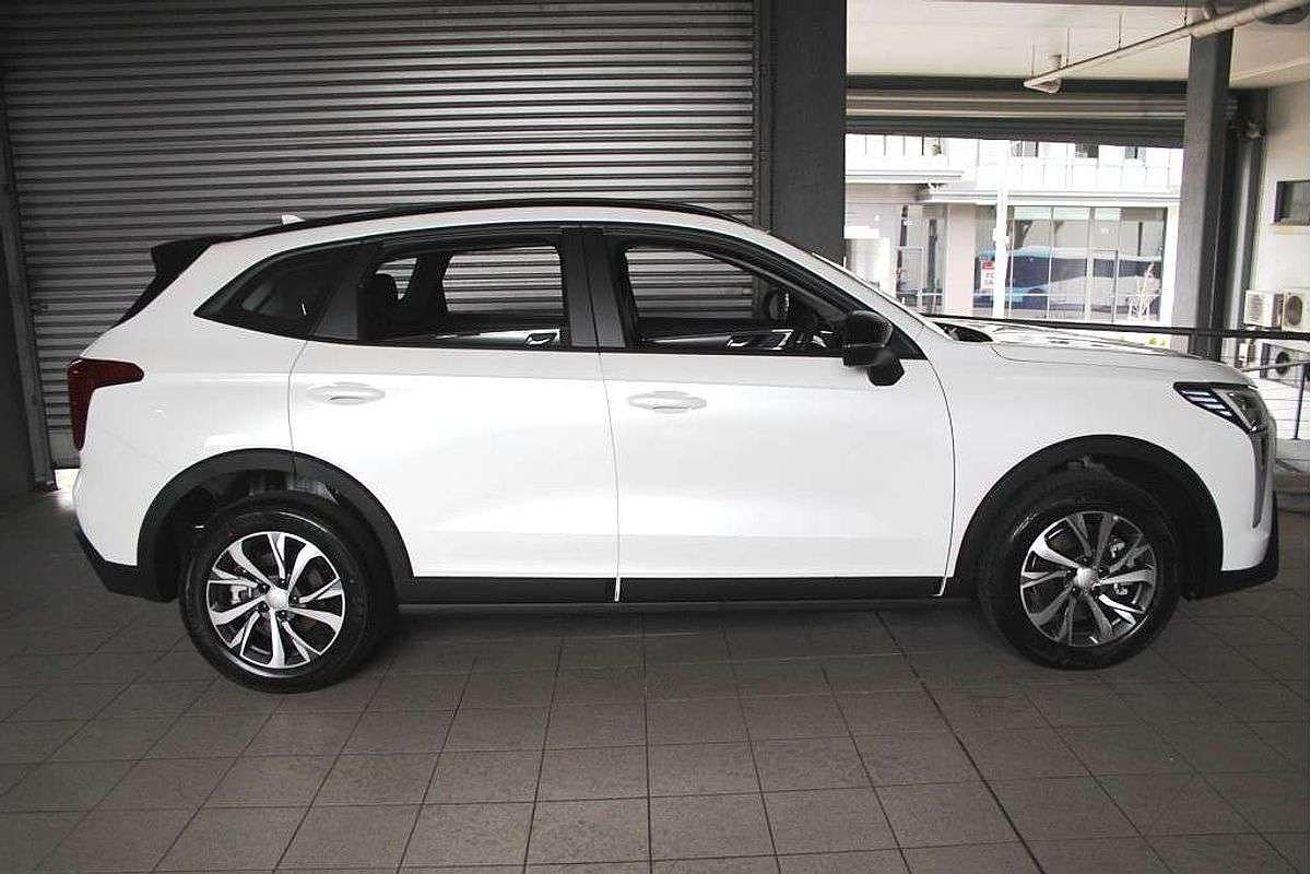 Jolion Pro Premium Auto 4x2 Hybrid