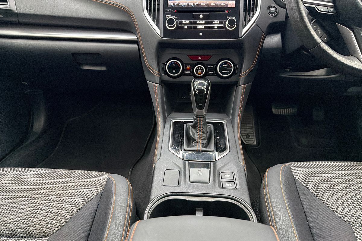 2017 Subaru XV 2.0i-L G5X