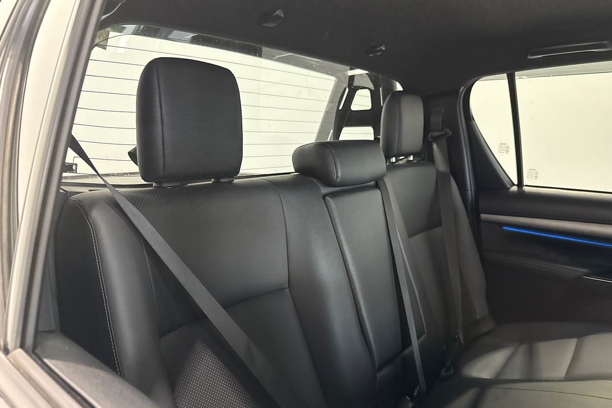 2021 Toyota Hilux RUGGED X (4x4) GUN126R FACELIFT 4X4