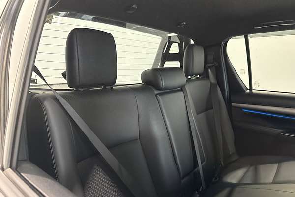 2021 Toyota Hilux RUGGED X (4x4) GUN126R FACELIFT 4X4