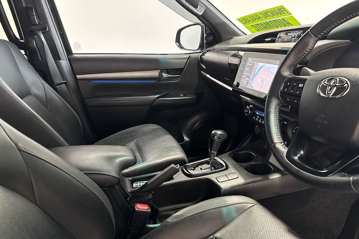 2021 Toyota Hilux RUGGED X (4x4) GUN126R FACELIFT 4X4