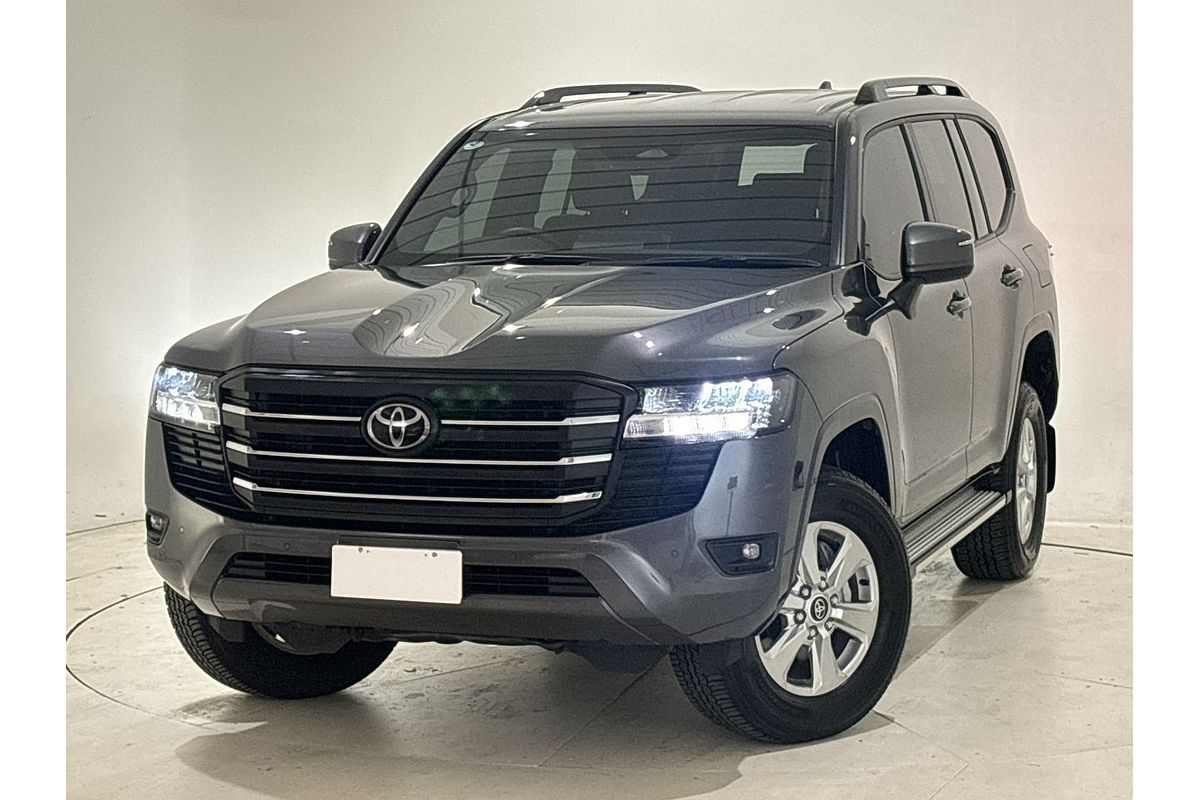 2025 Toyota Landcruiser GXL FJA300R