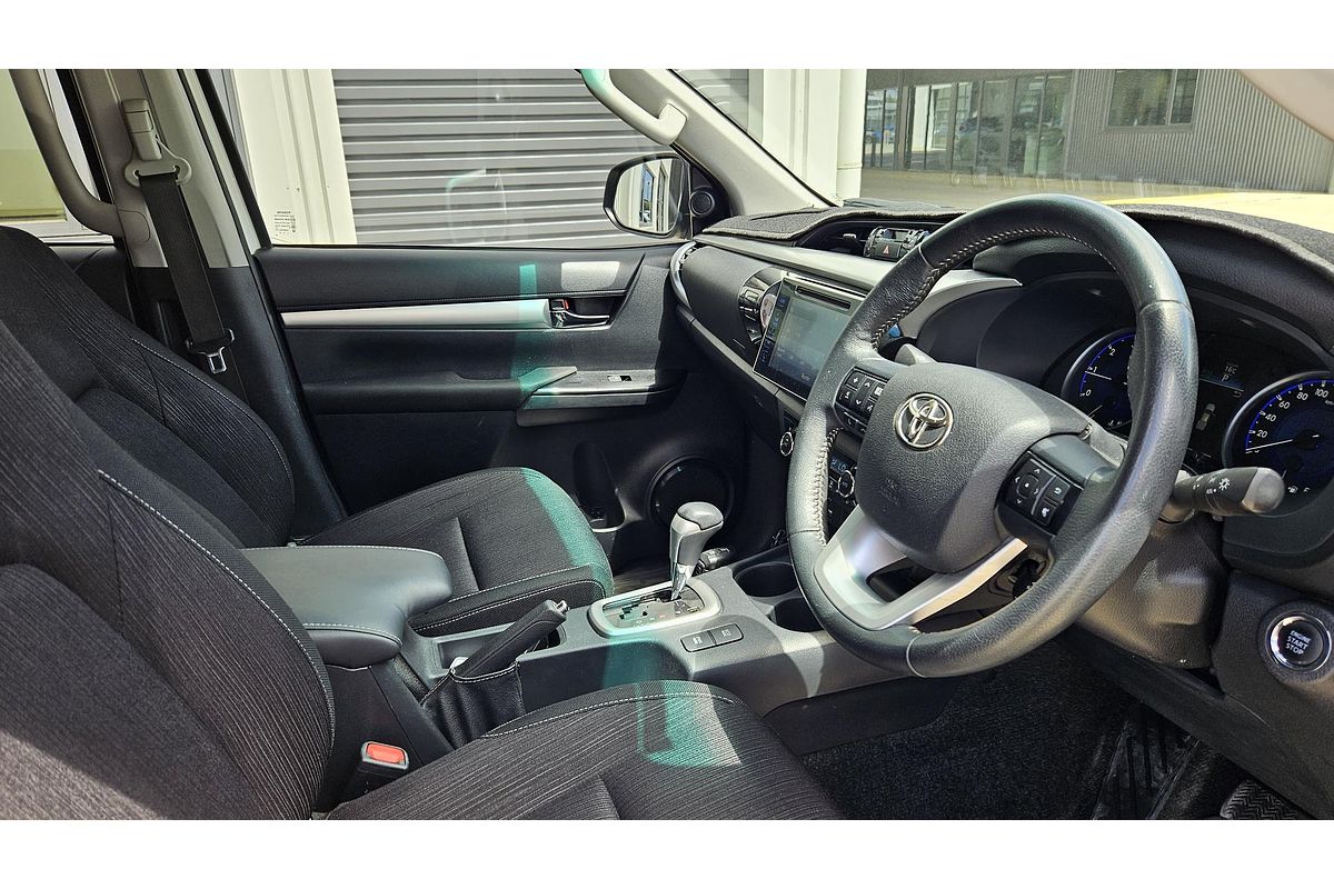 2017 Toyota Hilux SR5 GUN126R 4X4