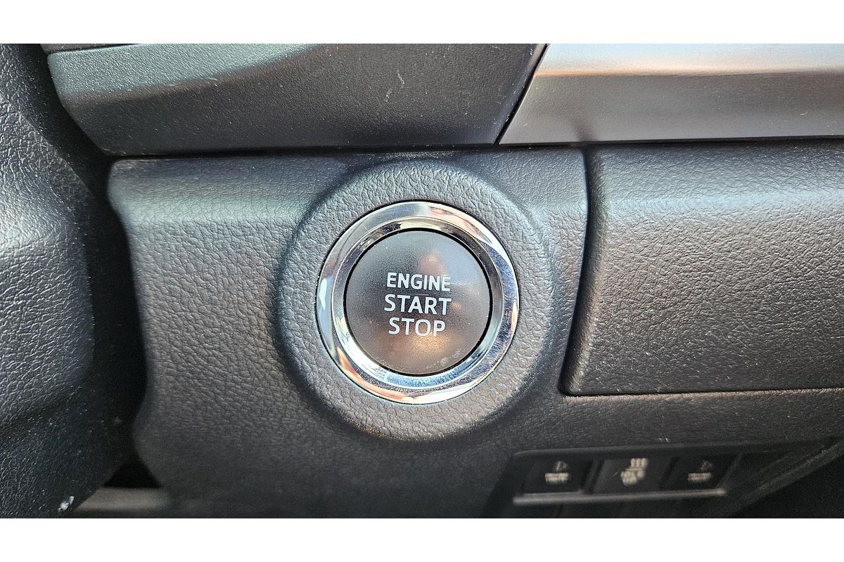 2017 Toyota Hilux SR5 GUN126R 4X4