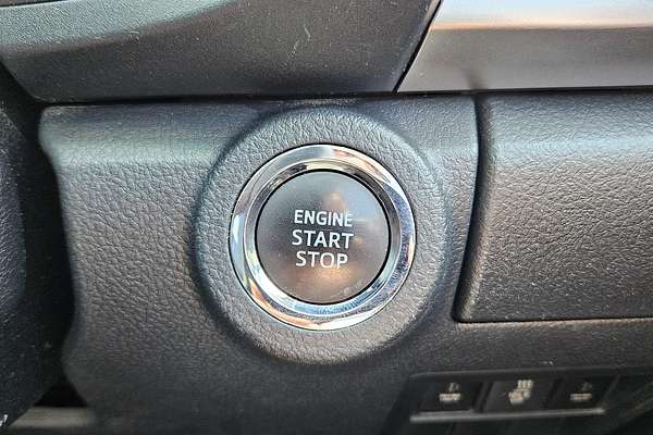 2017 Toyota Hilux SR5 GUN126R 4X4